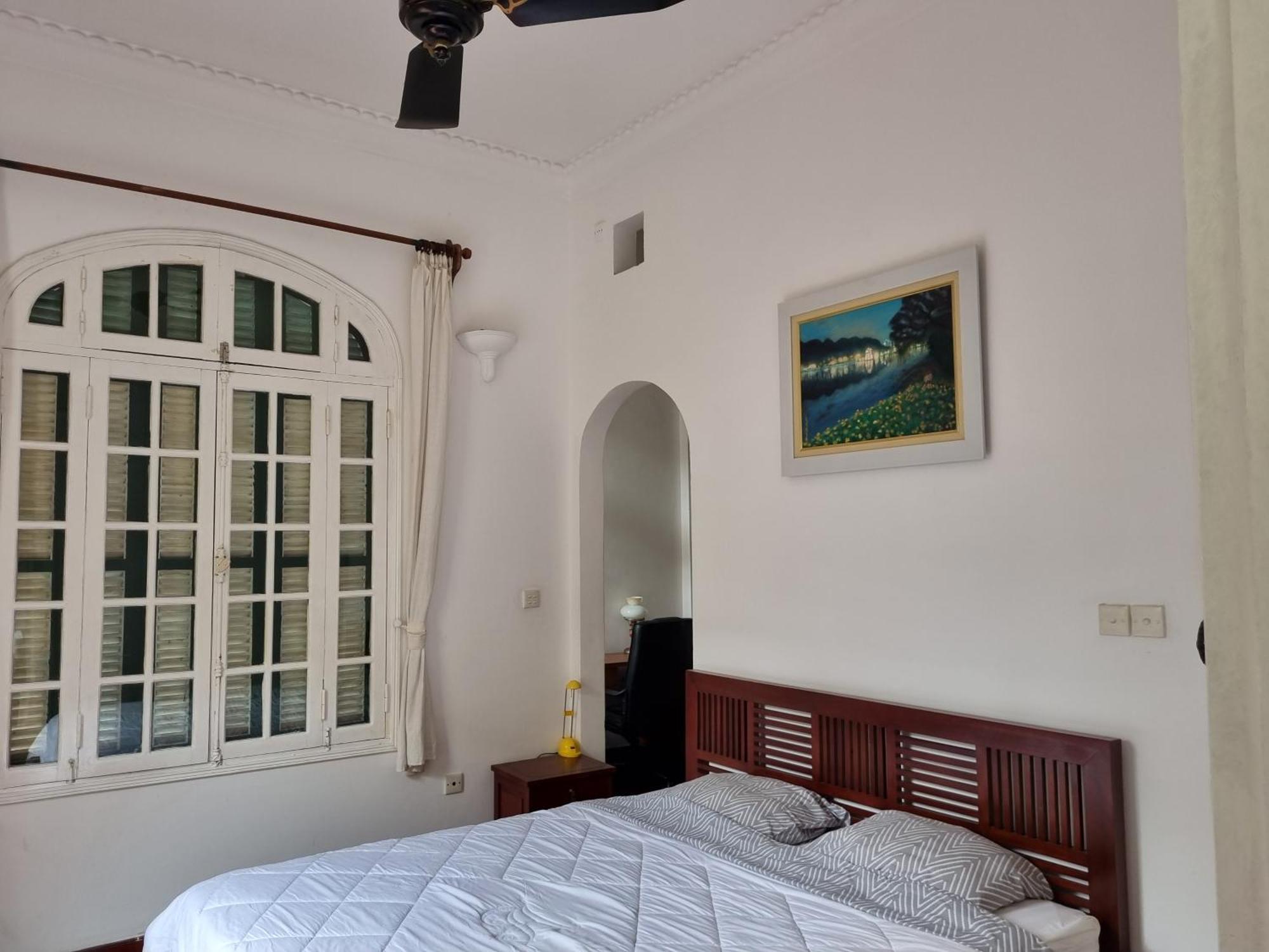 Price Ho Tay With Garden & Pool For Long * Hanoi